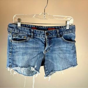 Express Women's Blue Denim Shorts Size 8